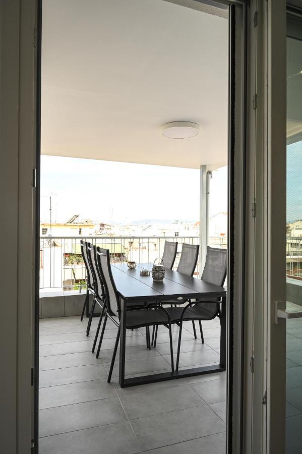Larisa Hospitality I - Roof Top Apartment - With Free Parking Экстерьер фото